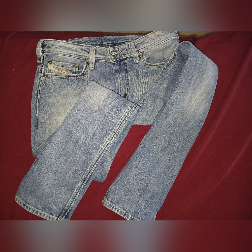 Diesel Light Blue Relaxed Men's Jeans 31 Waist - Picture 14 of 14